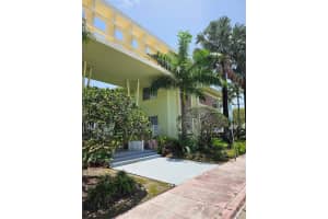 350 S Shore Dr 8, Miami Beach, FL 33141 - MLS#F10513164