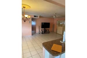 MLS# F10513173, Hollywood, Florida 33021