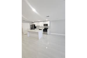 4072 SW 51st St 2, Fort Lauderdale, FL 33314 - MLS#F10513175