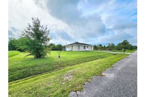 3934 NW 26th Ave, Okeechobee, FL 34972 Sold 09/05/25