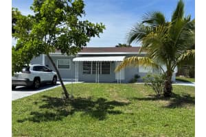 1611 NE 32 Street, Pompano Beach, FL 33064 - MLS#F10513189