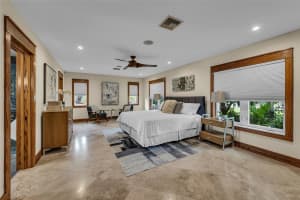 701 NW 24th St, Wilton Manors, FL 33311 Sold 10/27/25