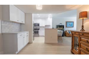 50 SW 3rd Ave 502, Boca Raton, FL 33432 - MLS#F10513277