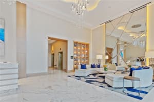 1 N Fort Lauderdsale Beach Blvd 1907, Fort Lauderdale, FL 33304 - MLS#F10513283