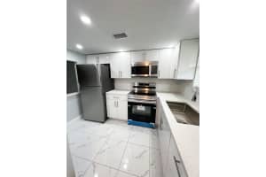 6061 Shakerwood Circle 103, Tamarac