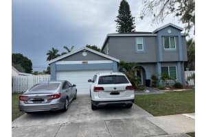 9511 Hudson St, Miramar