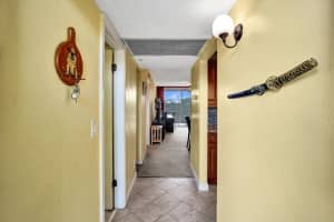 9230 Lagoon Pl 406, Davie, FL 33324 - MLS#F10513428