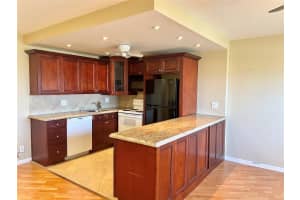 466 Grantham E 466, Deerfield Beach, FL 33442 Sold 11/12/25