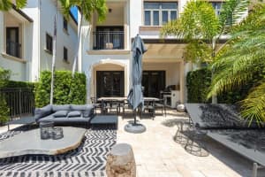 101 Isle Of Venice Dr 101, Fort Lauderdale, FL 33301 Sold 09/02/25