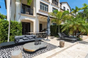 101 Isle Of Venice Dr 101, Fort Lauderdale, FL 33301 Sold 09/02/25