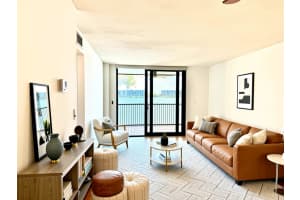 117 Lake Emerald Dr 205, Oakland Park, FL 33309 Sold 11/14/25