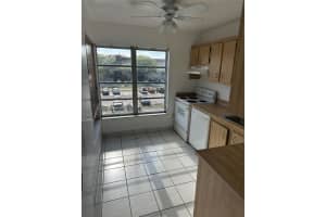 4174 Inverrary Dr 314, Lauderhill