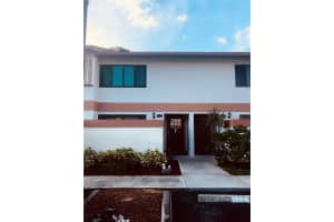 7125 SW 42nd Pl 7125, Davie, FL 33314 Sold 08/21/25