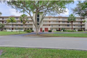 24 N Abbey Ln 202, Delray Beach, FL 33446 - MLS#F10513502