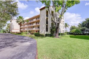 24 N Abbey Ln 202, Delray Beach, FL 33446 - MLS#F10513502