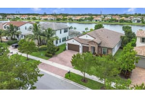 9228 Grand Prix Lane, Boynton Beach, FL 33472 - MLS#F10513509