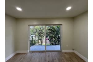 809 W Oakland Park Blvd J10, Oakland Park, FL 33311 - MLS#F10513539