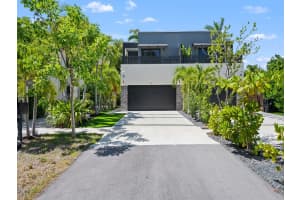 811 SW 10th St, Fort Lauderdale, FL 33315 Sold 09/30/25