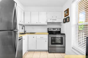 6071 NW 61 207, Tamarac, FL 33319, Tamarac, FL 33319 - MLS#F10513554