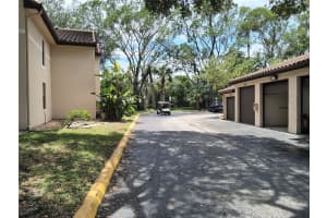 4481 W Mcnab Rd 27, Pompano Beach, FL 33069 - MLS#F10513616
