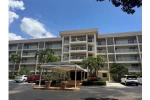 3503 Oaks Way 404, Pompano Beach