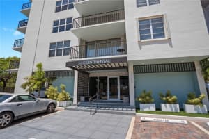 3233 32nd Avenue, Fort Lauderdale, FL 33308 - MLS#F10513653