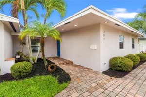 261 SE 8th St, Pompano Beach, FL 33060 - MLS#F10513661