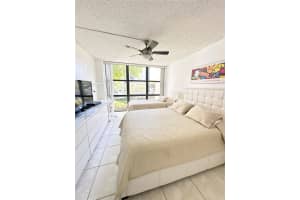 17021 N Bay Rd 321, Sunny Isles Beach, FL 33160 - MLS#F10513672