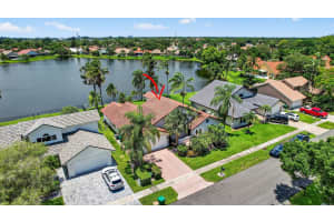 1661 E Oak Knoll Cir, Davie, FL 33324 Sold 09/17/25