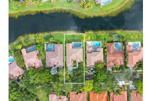 1110 Fairfax Ln, Weston