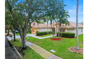 1110 Fairfax Ln, Weston, FL 33326 - MLS#F10513684