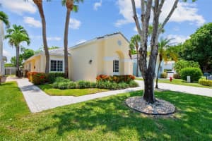 7904 Travlers Tree Dr, Boca Raton, FL 33433 Sold 11/10/25