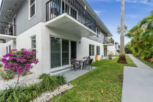 1180 Carlton Ct B, Fort Pierce, FL 34949 - MLS#F10513698