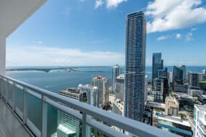 950 Brickell Bay Dr 5205, Miami, FL 33131 - MLS#F10513704