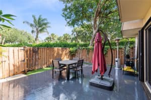 413 Live Oak Ln 413, Boynton Beach, FL 33436 Sold 09/18/25