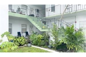 2225 Polk St 9-B, Hollywood, FL 33020 - MLS#F10513738