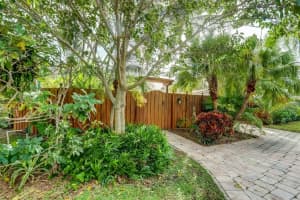 904 Ne 18th St, Fort Lauderdale