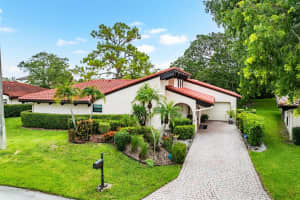 8104 Pine Cir 8104, Fort Lauderdale