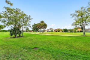 8104 Pine Cir 8104, Fort Lauderdale, FL 33321 Sold 10/02/25