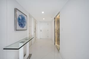 5757 Collins Ave 1805, Miami Beach, FL 33140 Sold 09/30/25