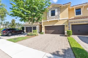 9572 Town Parc Circle North, Parkland, FL 33076 - MLS#F10513824