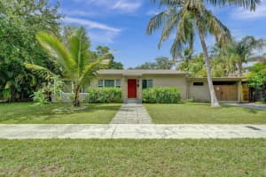 618 NE 35th St, Oakland Park, FL 33334 Sold 08/26/25