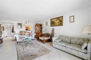 9221 Sunrise Lakes Boulevard, Sunrise, FL 33322 - MLS#F10513883