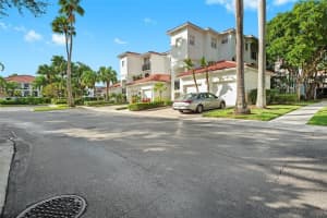 3205 NE 184th St 9304, North Miami Beach, FL 33160 - MLS#F10513895