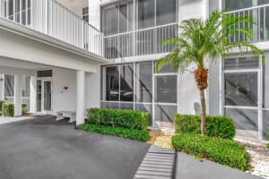 1700 S Ocean Blvd 4, Delray Beach, FL 33483 Sold 08/27/25