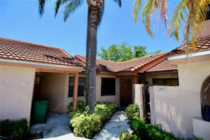 17034 Nw 66th Ct, Hialeah