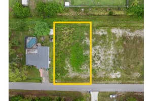 458 SW Holin Avenue, Palm Bay, FL 32908 - MLS#F10513936