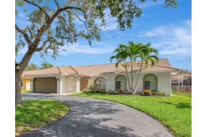 9955 Nw 52nd St, Coral Springs