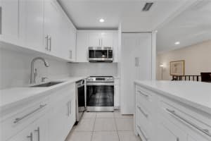 21386 Juego Cir 10c Boca Raton, FL 33433 - Off Market