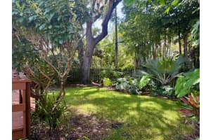 1617 SE 2nd St, Fort Lauderdale, FL 33301 Sold 10/31/25